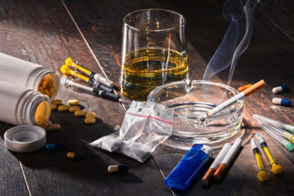 https://www.theacefitness.com/discussing-the-5-stages-in-a-drug-alcohol-rehab-center/