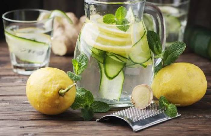 Benefits of Drinking Lemon Water
